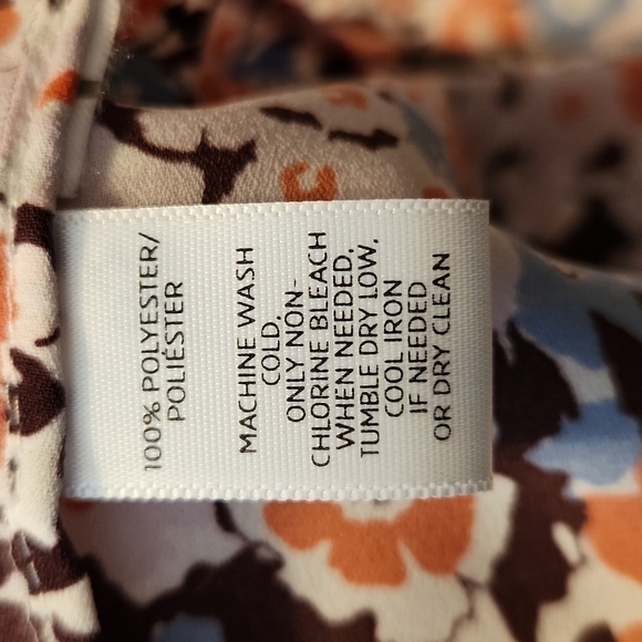 Loft Floral Ruffle Sleeve Top Size S - Picture 13 of 14